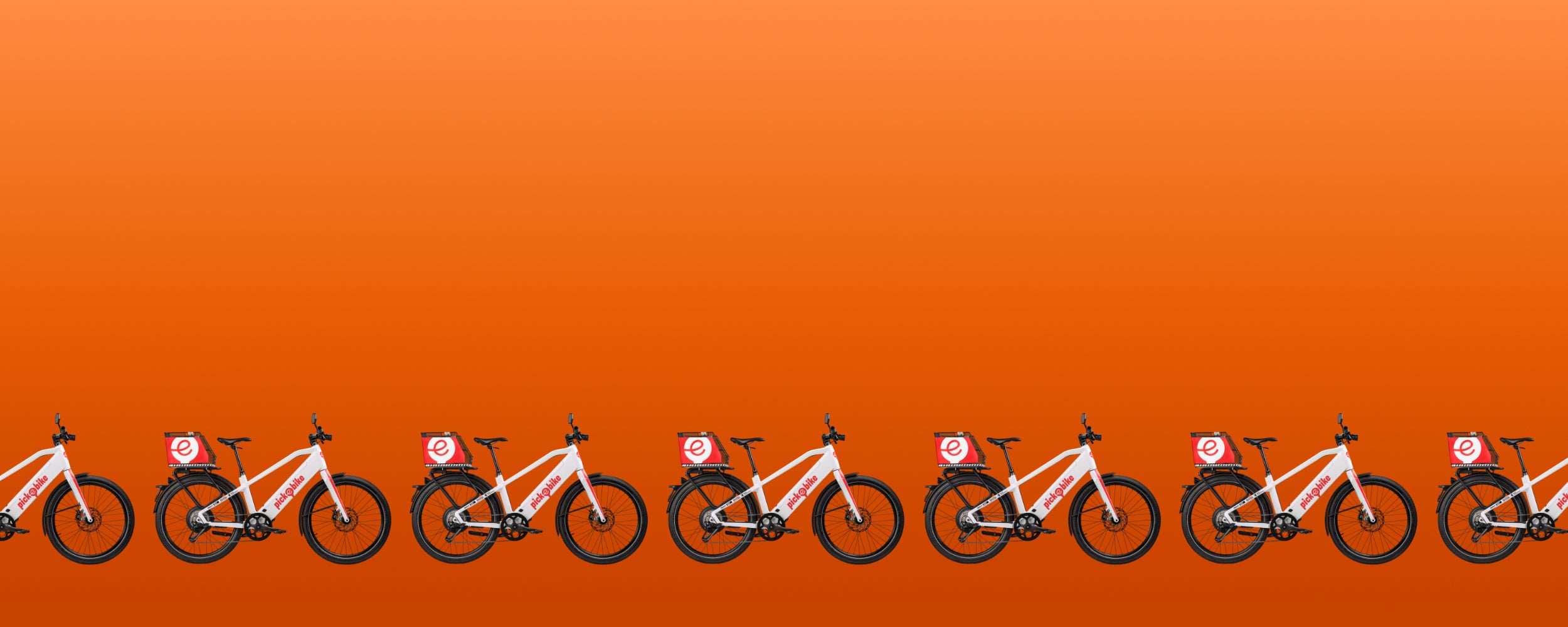 Pickebike Lieferflotte mit identischen E-Cargo-Bikes. UpVolt Basel betreut Geschäftskunden mit Akku-Service und Flottenwartung
